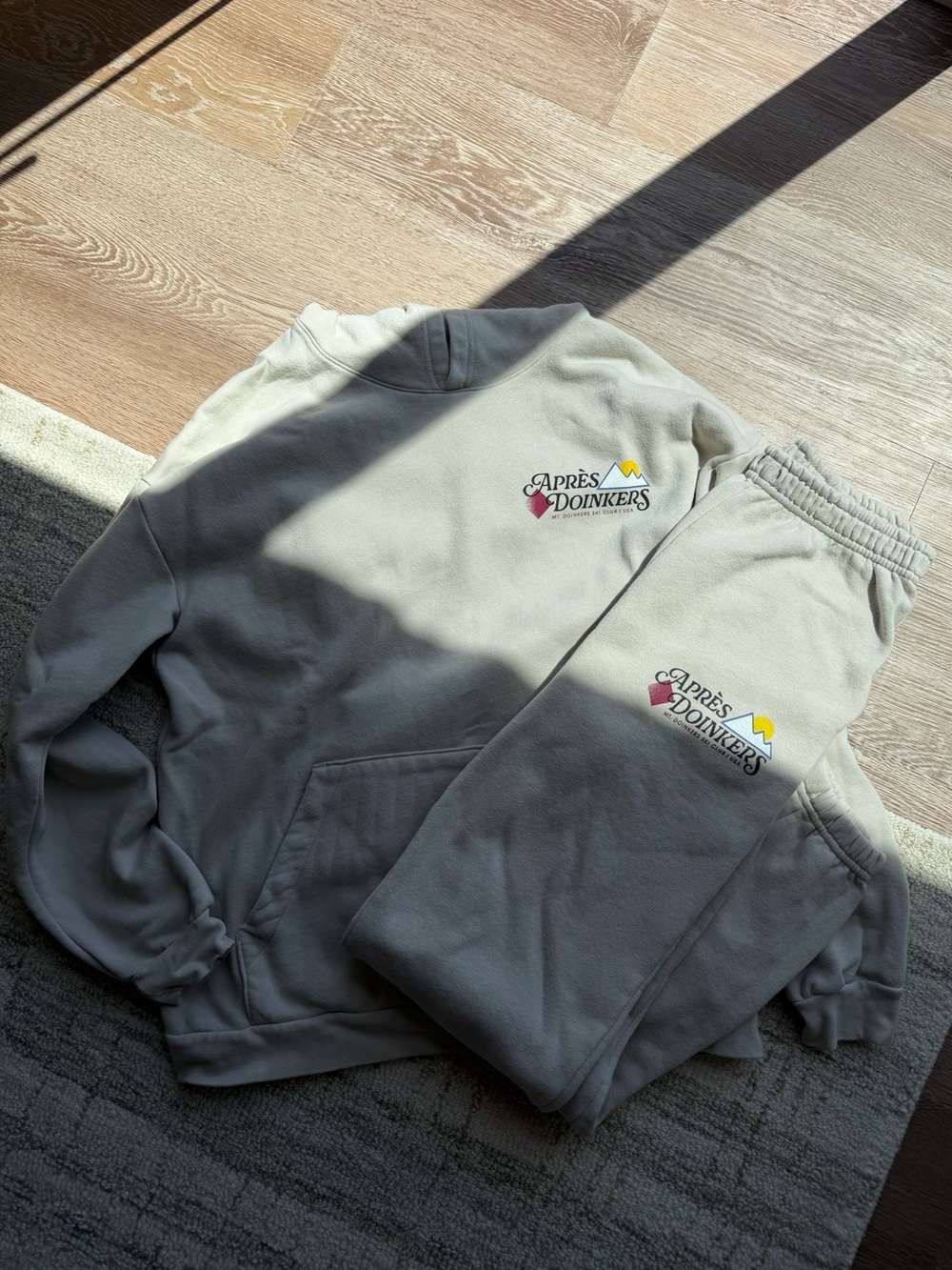 Apres doinkers sweat set